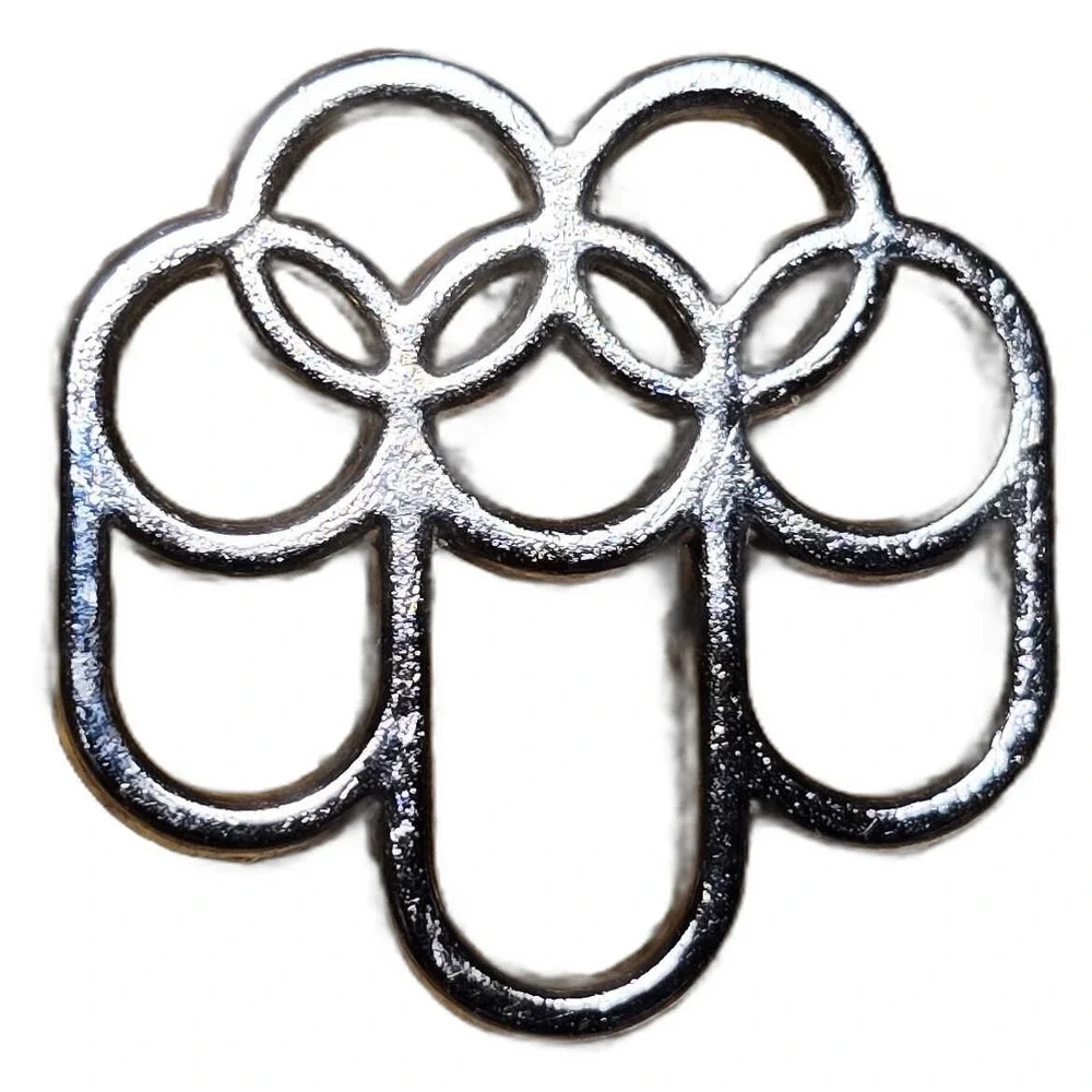 1976 Montreal Olympics Logo Cutout Silver Tone Lapel Vest Hat Pin C21
